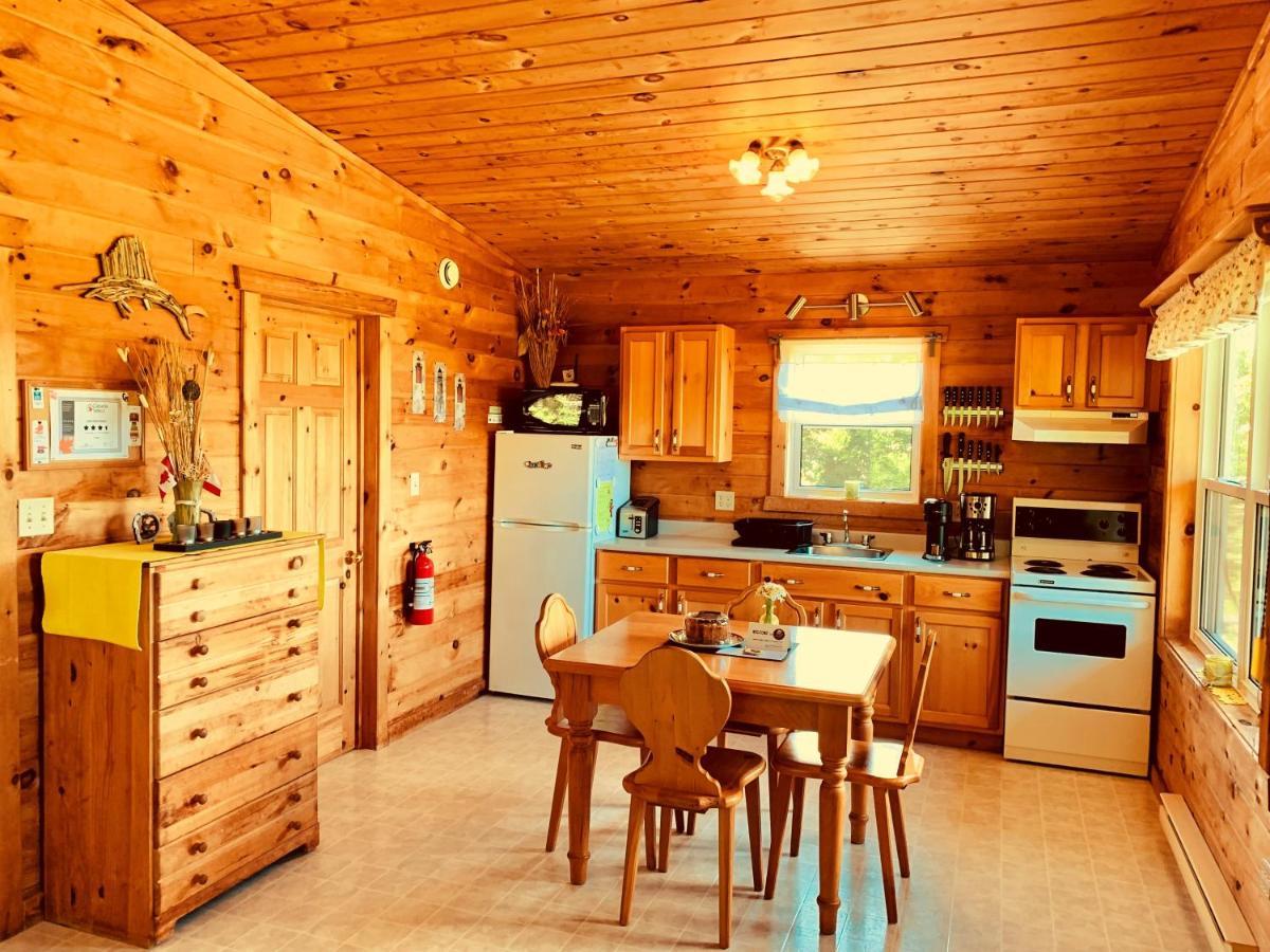 Eagle Valley Cottages Queensport Exterior foto